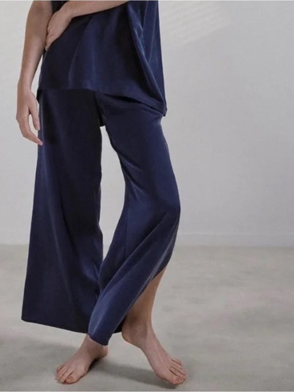 Lunya Washable Silk Wide Leg Pants Navy Blue Side Slit Elastic Waist XS
